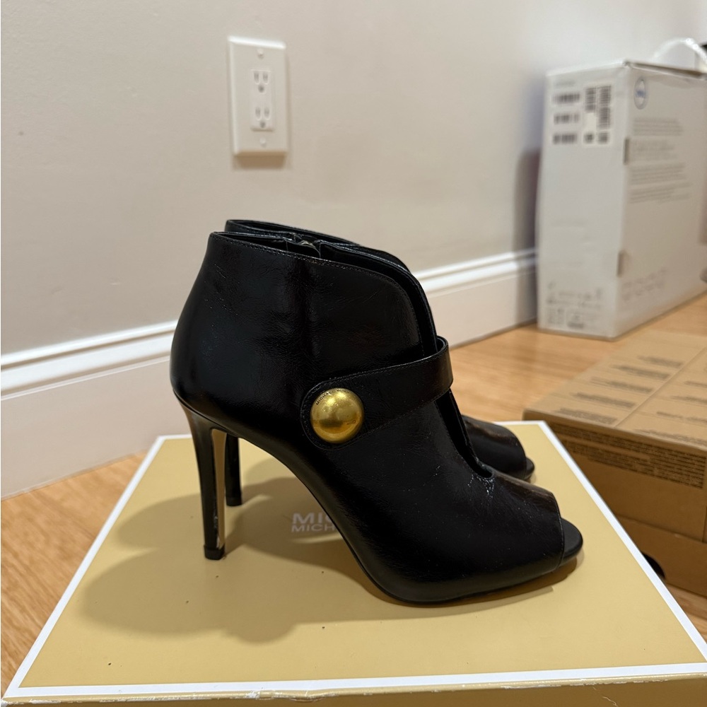 MICHAEL Michael Kors Black peep toe Ankle Booties with Gold Button